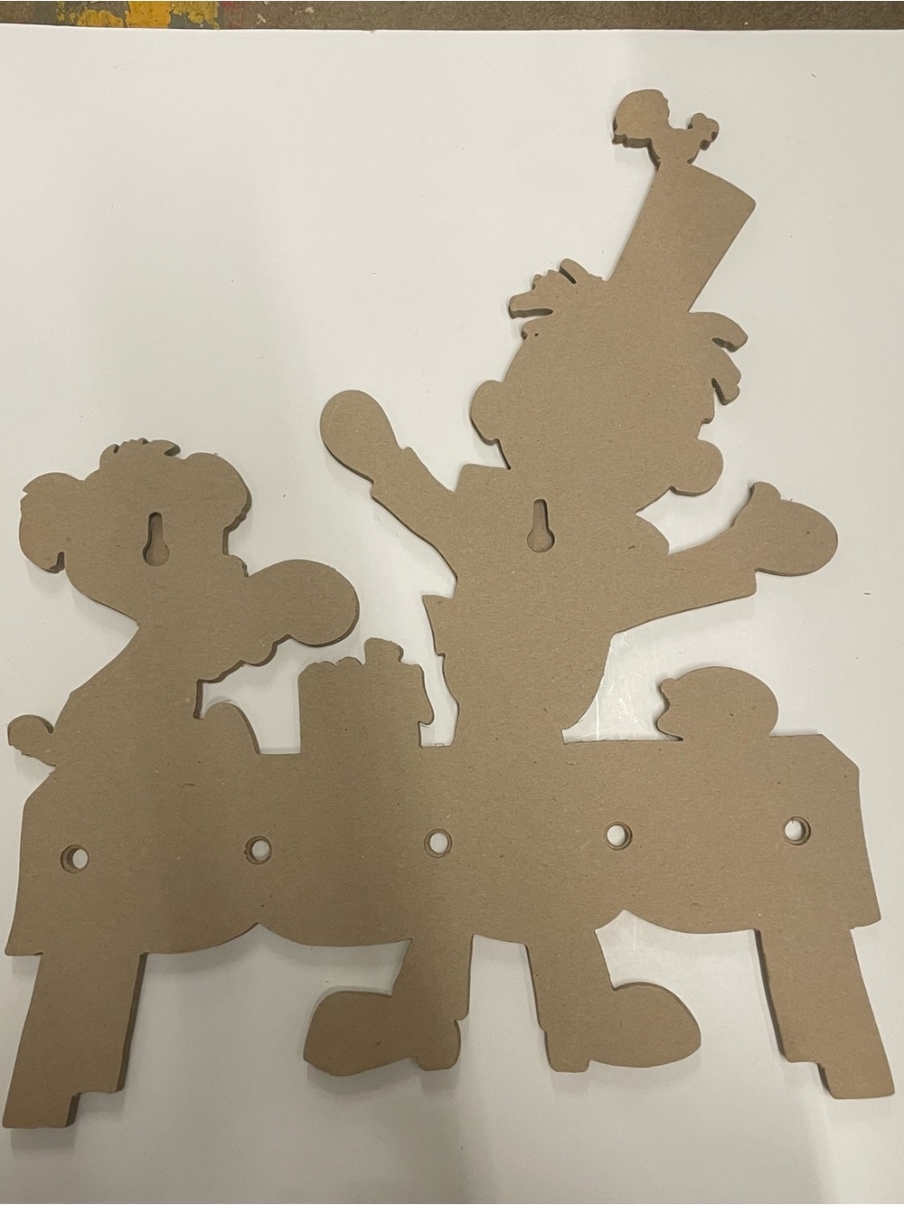 VNTG Dolly Toy Co. Tidee Up Clothes Hanger Balloon Man & Dog Nursery Decor USAp - Picture 2 of 13